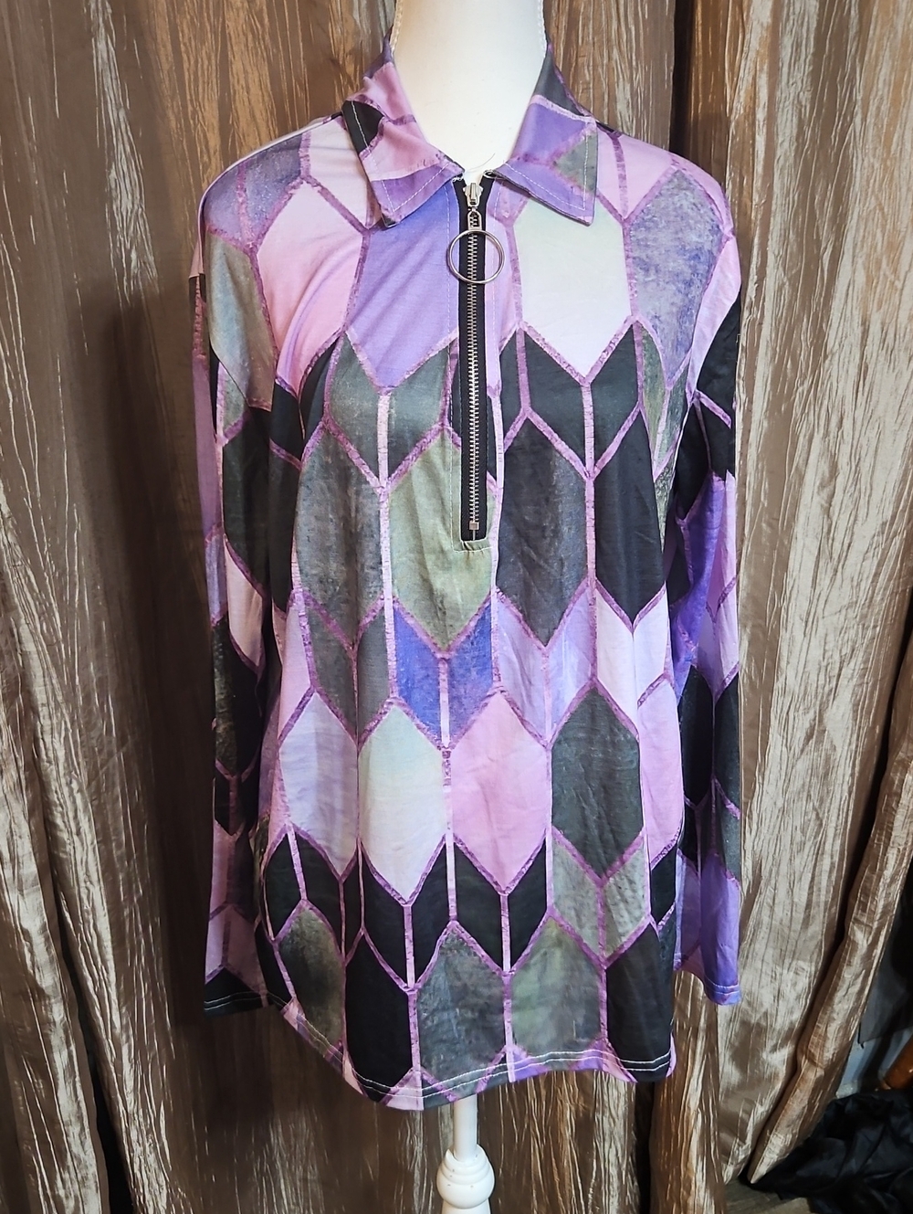 Long-Sleeve Geometric Zip-Front Top in Purple